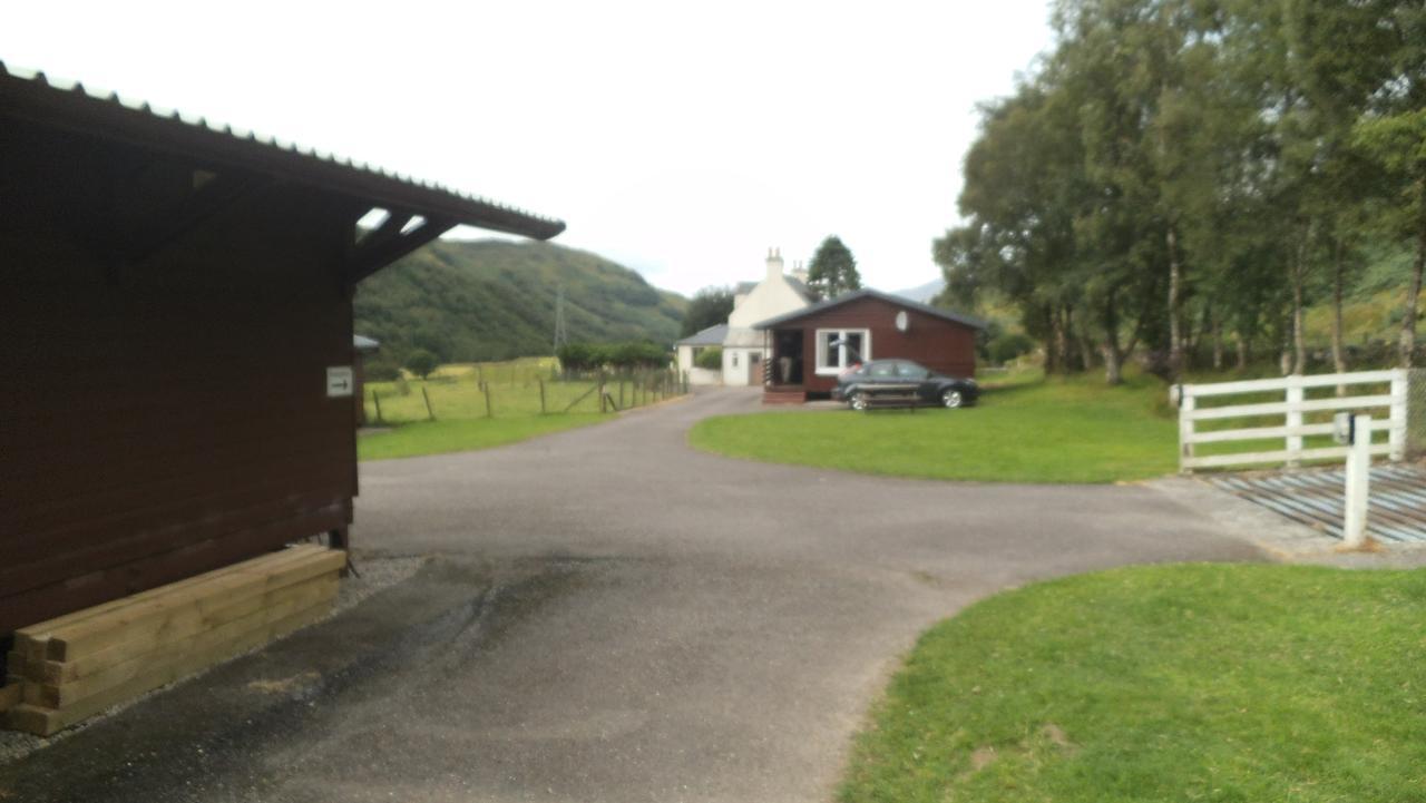 Lamont Chalet Self Catering Holiday Homes Creagmhor Glenelg Iv408La Exterior photo